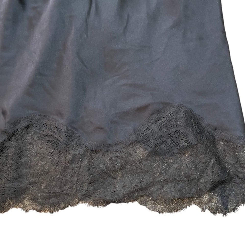 Victoria’s Secret Black Camisole Top Lace Silk Adjustable Straps Size Medium - Picture 3 of 7